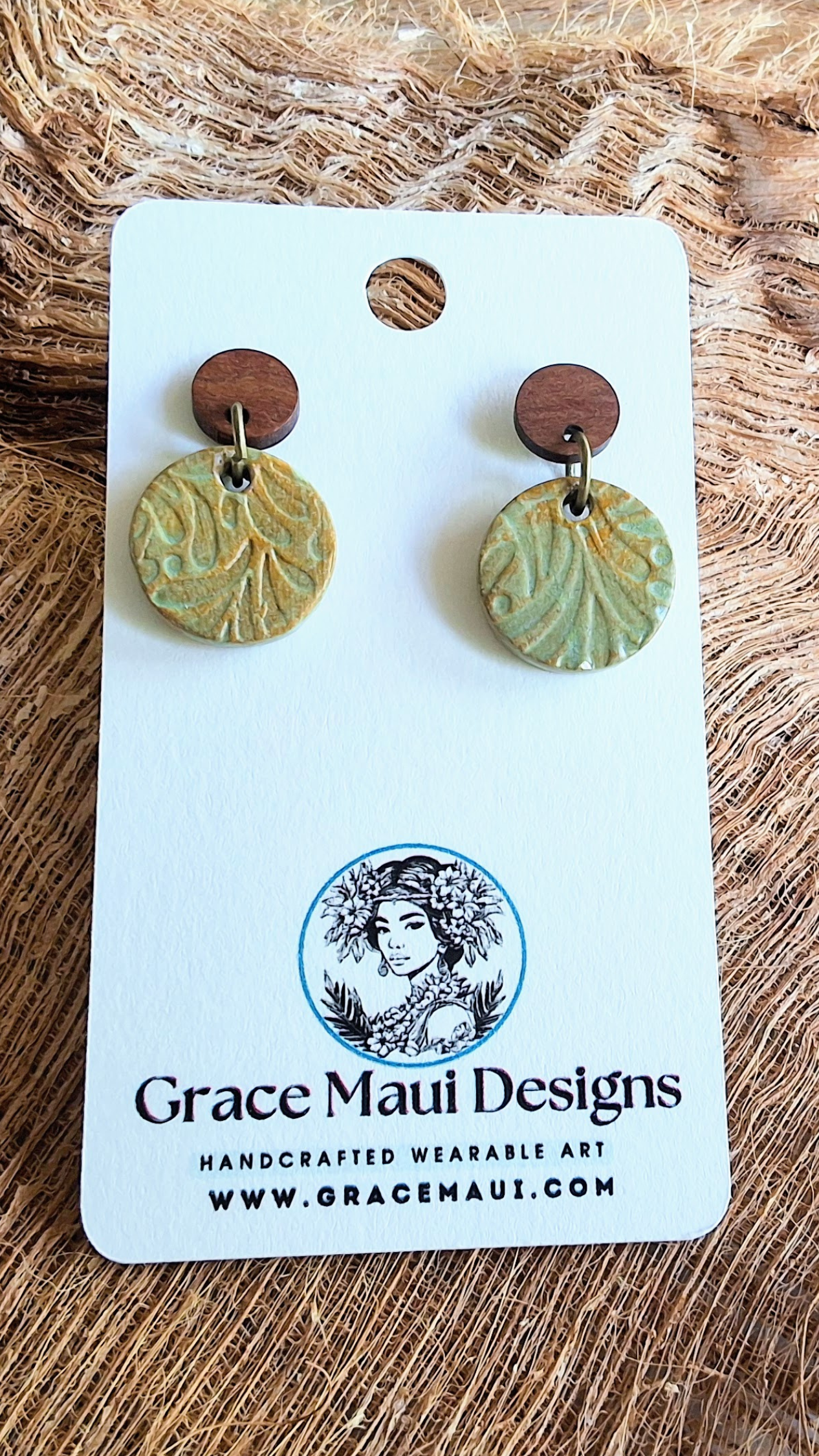 EAR-FRN04BNS: Hawaiian Fern Heart Ceramic Post Earrings in Butternut Squash glaze