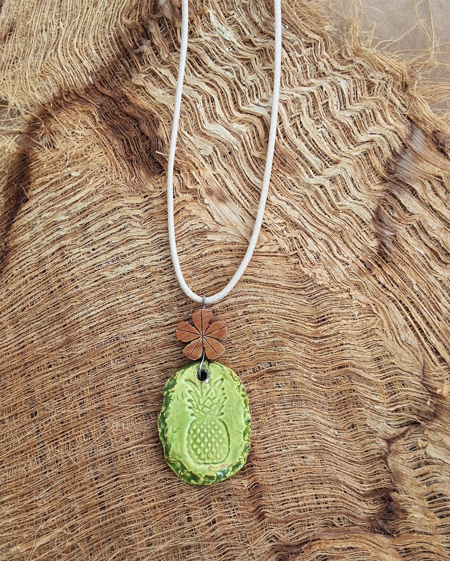 NKL-PNA01GRN: Pineapple Green Ceramic Necklace