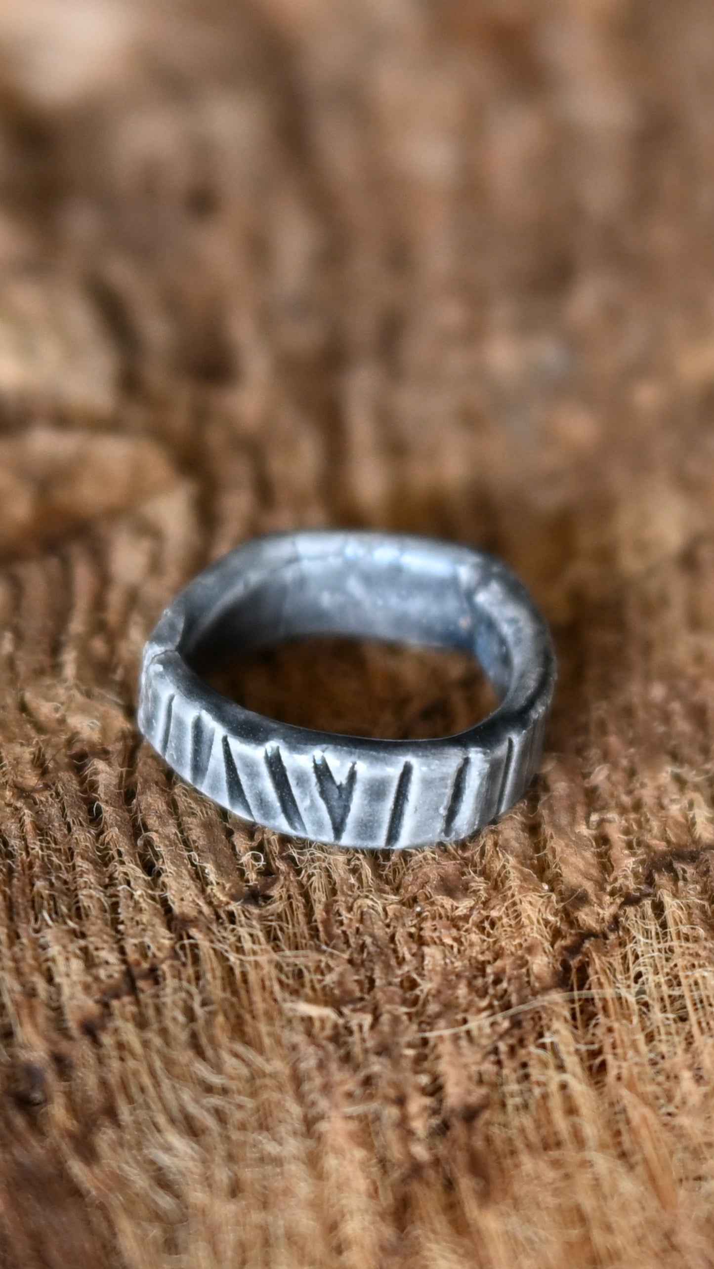 RNG-MOD1GRY-Modern Lines Ring in Grey Glaze