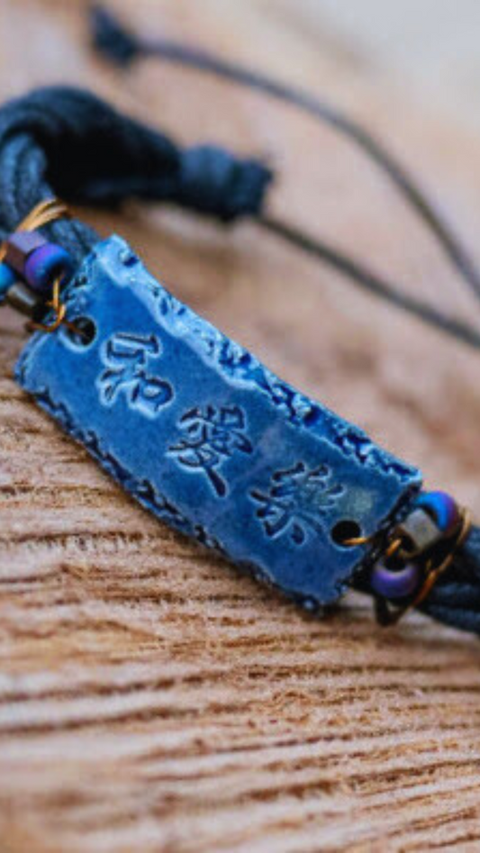 BLT-PLH01ABL: Peace, Love, Happiness Kanji Ceramic Bracelet