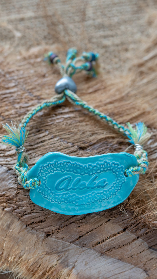 BLT-ALO02AQA: Aloha and Leis Adjustable Ceramic Bracelet – Green Glaze (Copy)