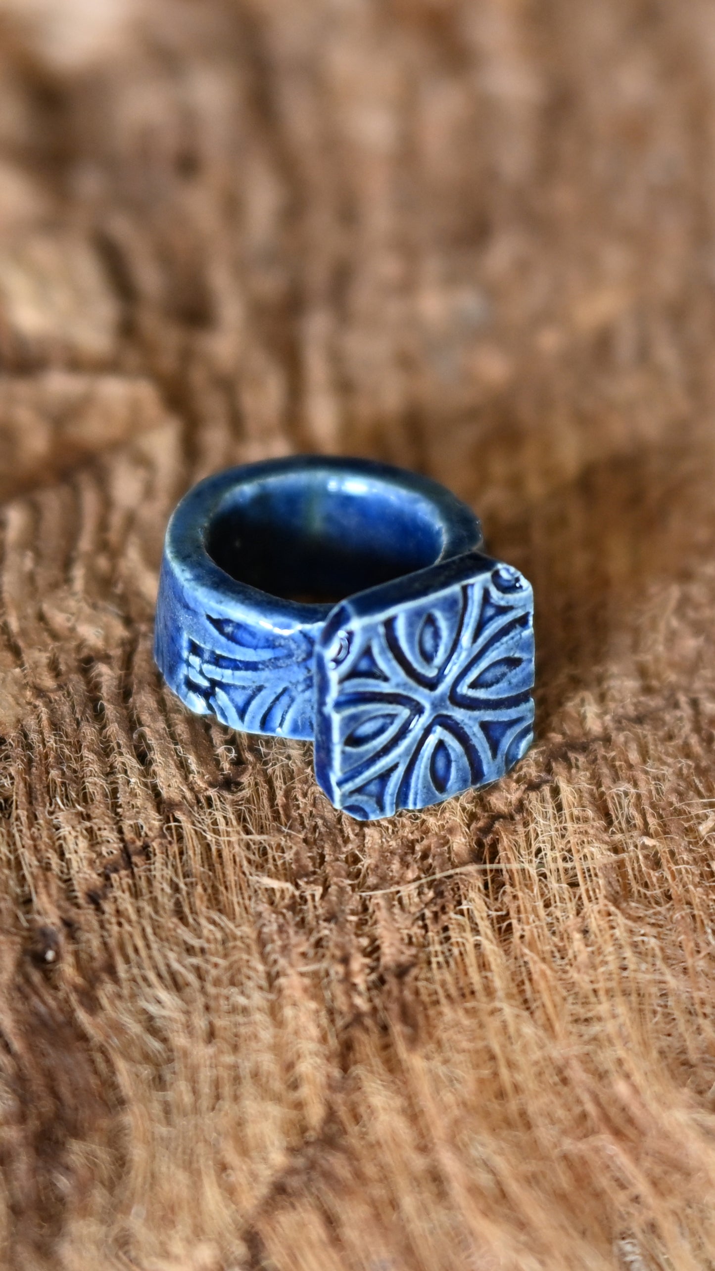 RNG-FRS01ABL: Four Seasons Square Ceramic Ring