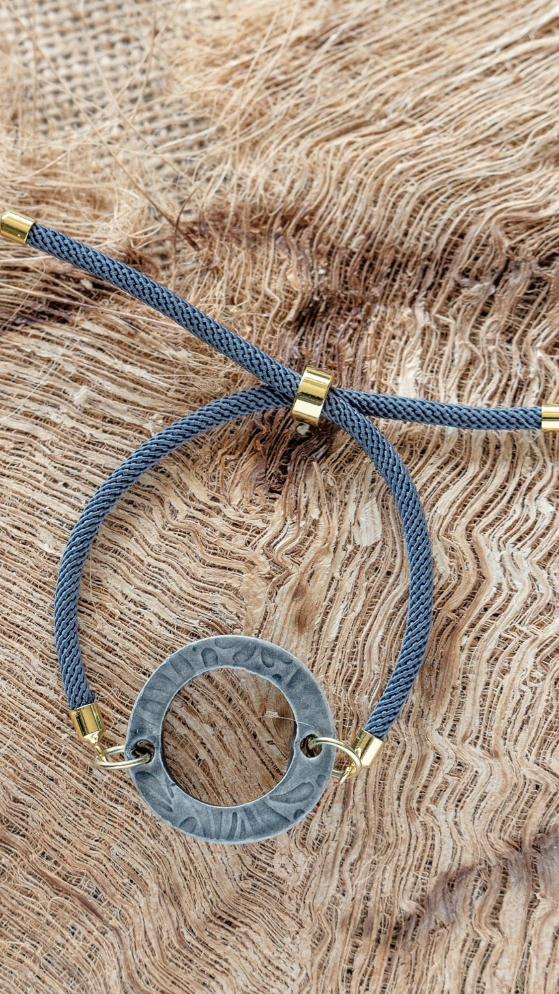BLT-FRN02GRY: Grey Fern Ceramic Bracelet with Adjustable Grey Cable with Gold Tips